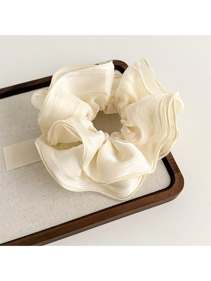 Gifty - Pearlescent Ruched Mesh Waist Scrunchie