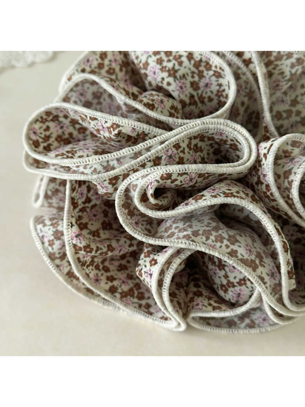 Gifty - Floral Trim Layered Ruffle Hair Scrunchie
