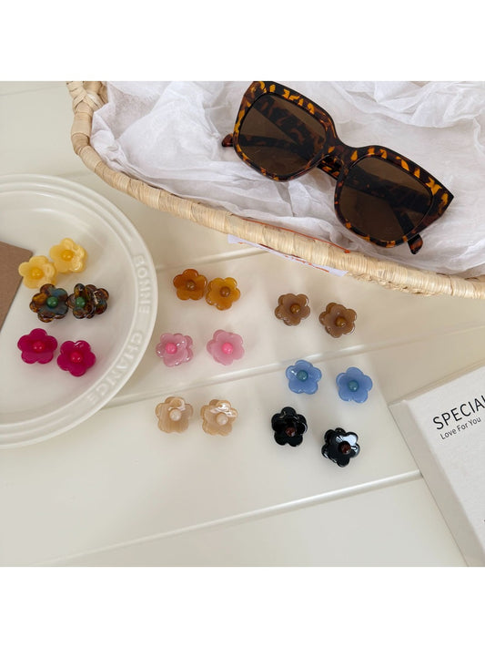 Beau - Sweet Flower Design Plastic Claw Clip