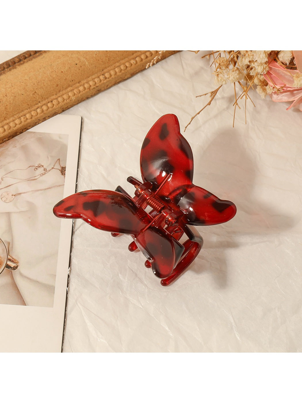 Beau - Vintage Leopard Print Butterfly Claw Clip