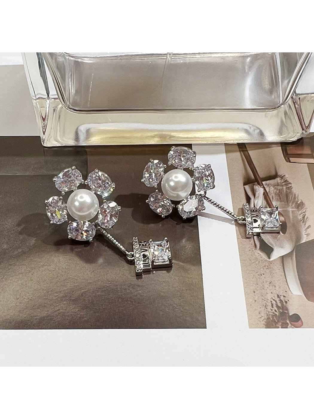 Earedge - Sweet Flower Motif Drop Dangle Earrings