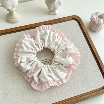 Gifty - Sweet Floral Bow Detail Scrunchie