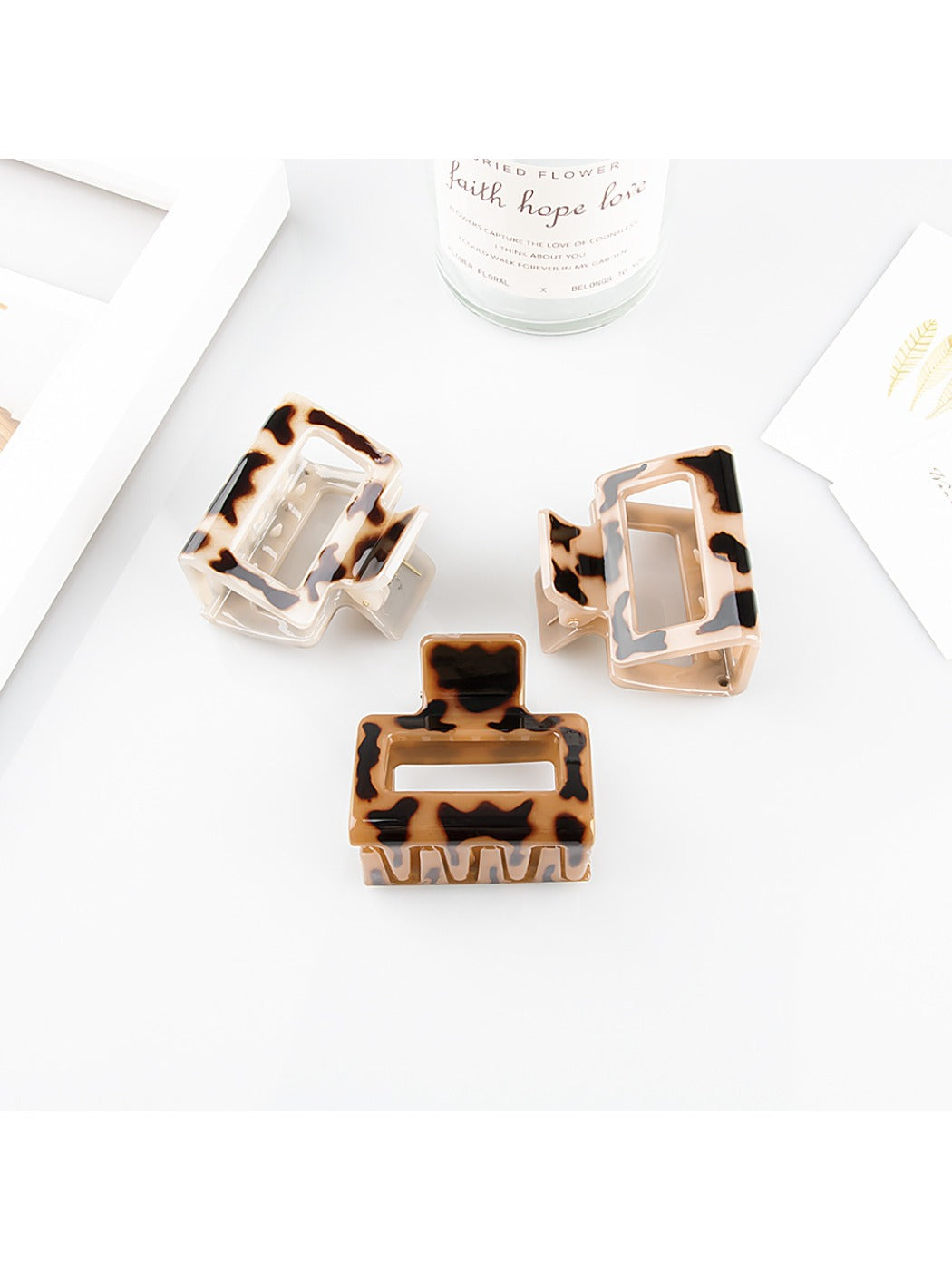 Beau - Leopard Print Openwork Square Claw Clip