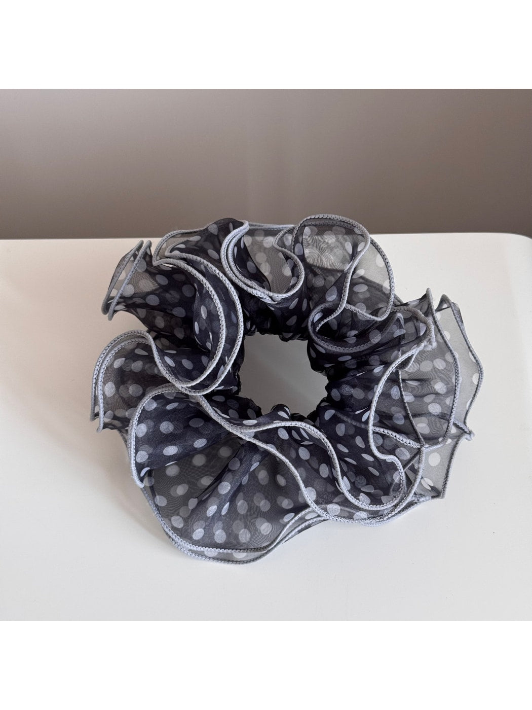 Gifty - Polka Dot Ruffle Edge Polyester Scrunchie
