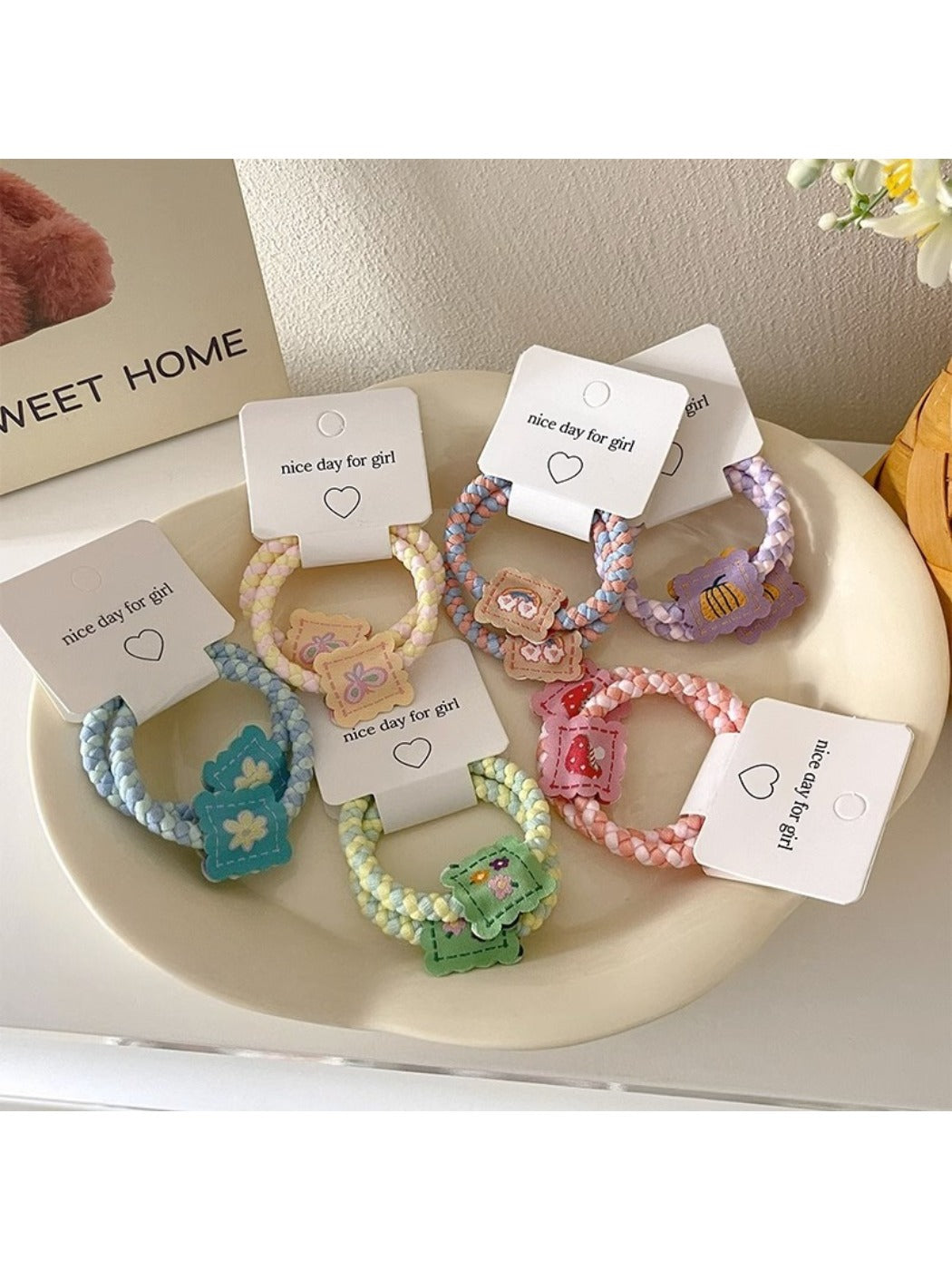 Gifty - Colorful Patterned Hair Ties - 2 Pack