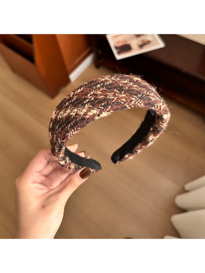 Gifty - Cozy Knit Headband Color Block Design