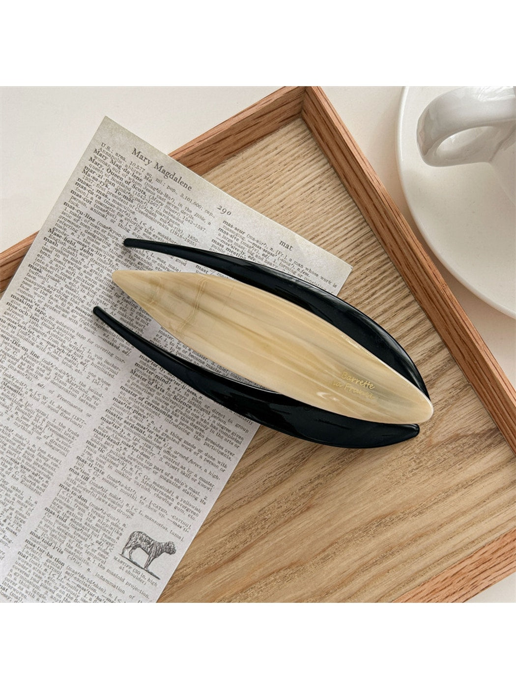 Beau - Line Detail Acetate Barrette Hair Clip