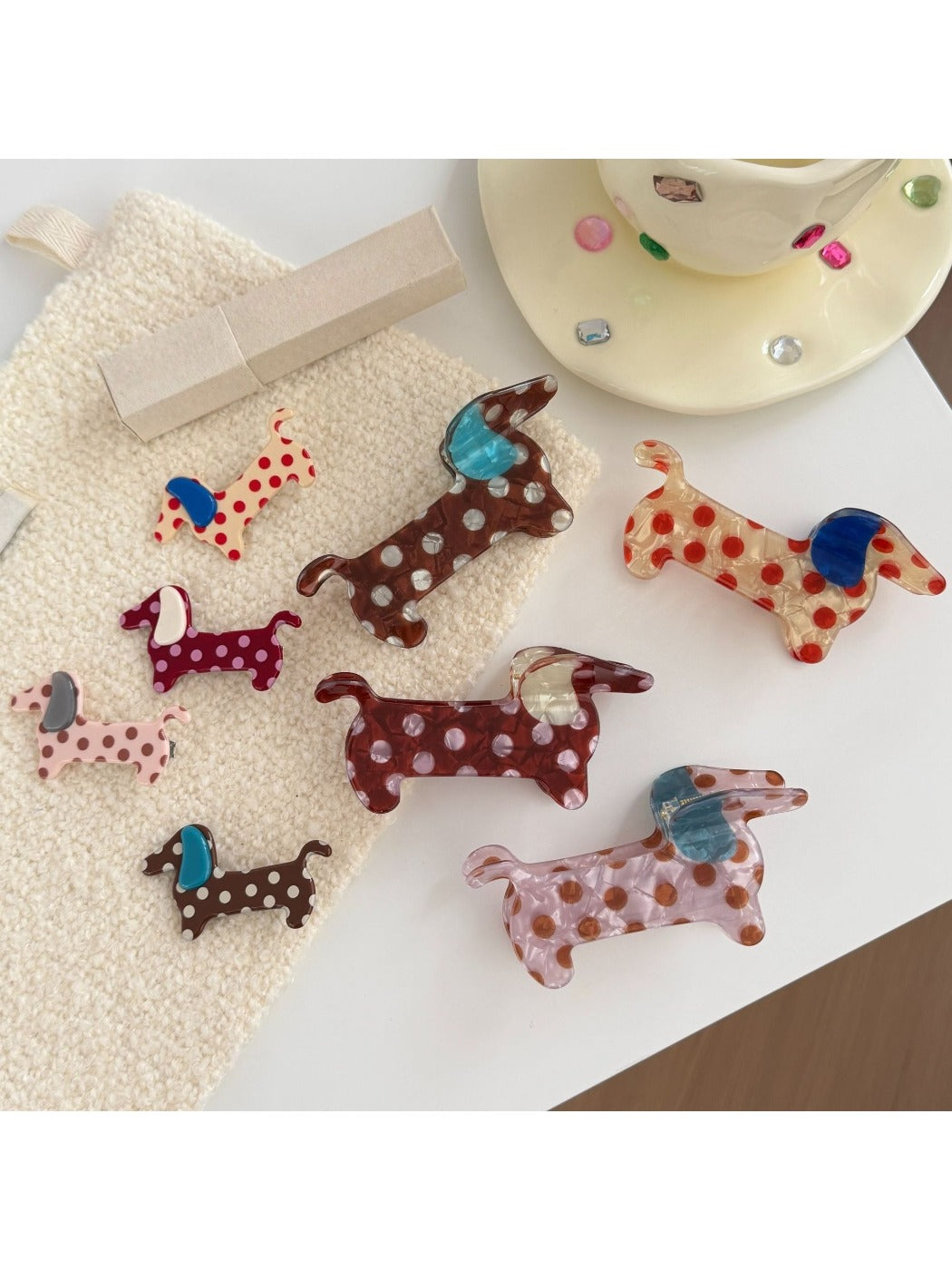 Beau - Cute Polka Dot Puppy Shaped Claw Clip