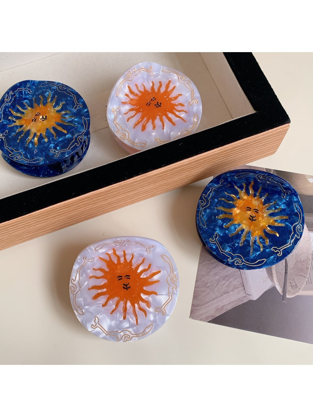 Beau - Round Sun Pattern Acetate Hair Clip