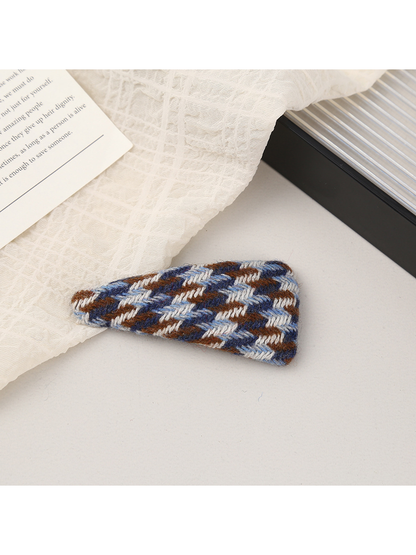 Beau - Geometric Oval Houndstooth Hair Clip