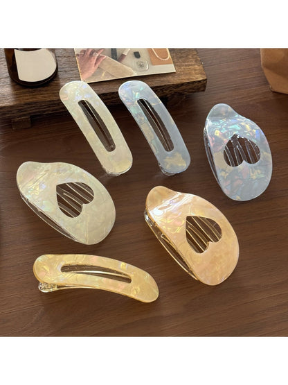 Beau - Marbled Heart Cutout Acrylic Hair Clip