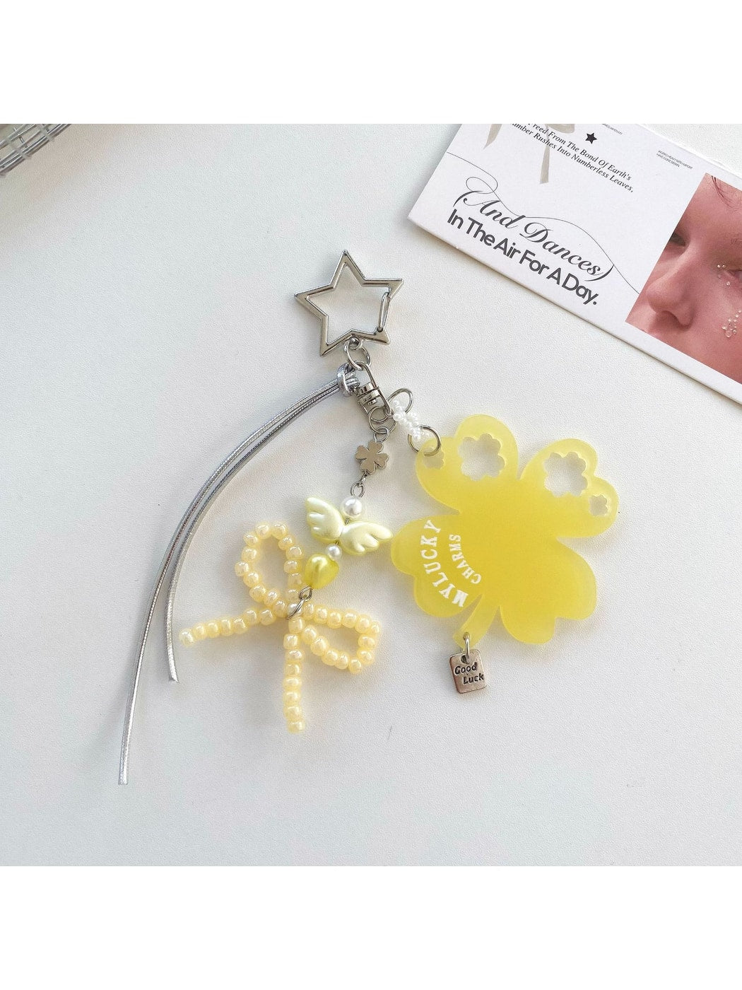 Keypus - Acrylic Clover Bow Beaded Bag Charm Keychain