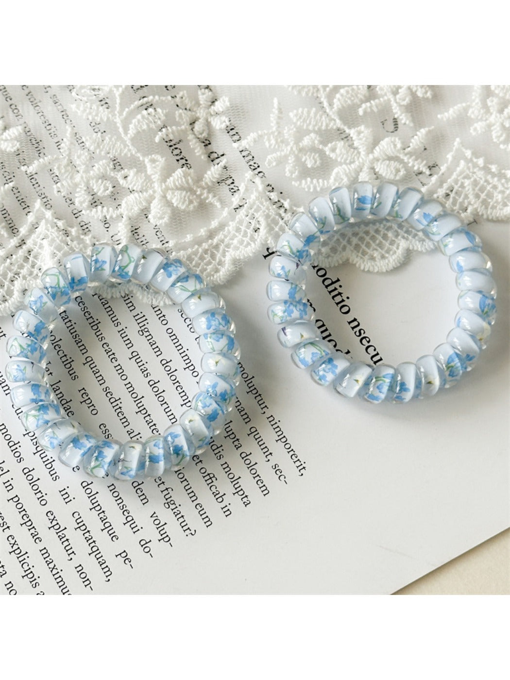 Gifty - Floral Print Telephone Hair Ring