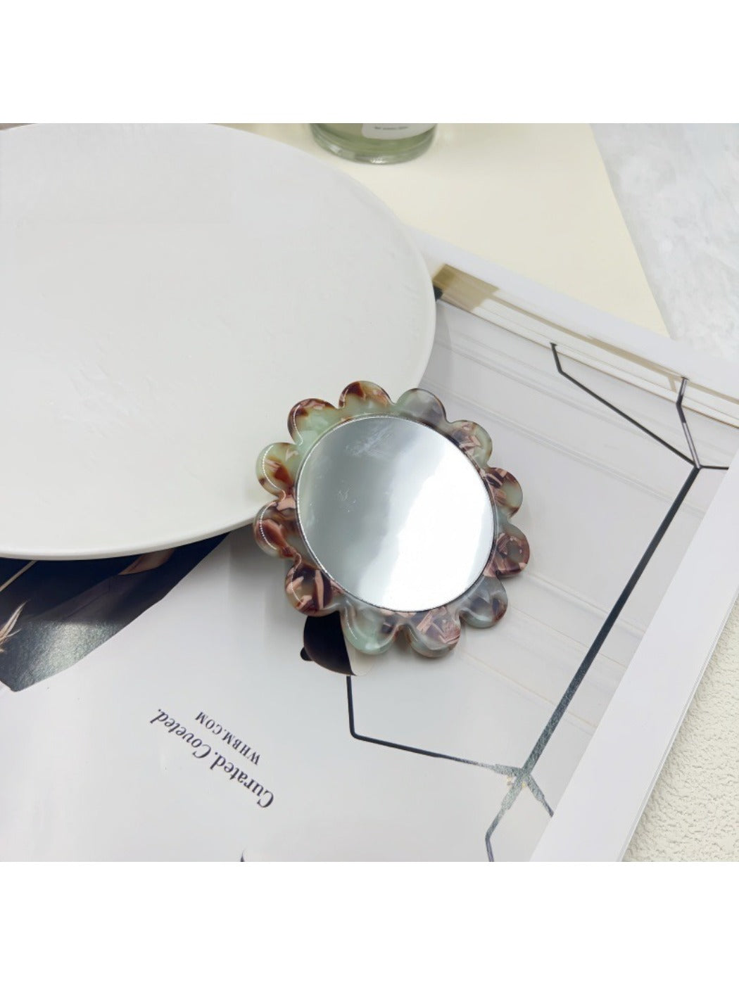 Mirroray - Acetic Acid Plate Sunflower Small Round Mirror