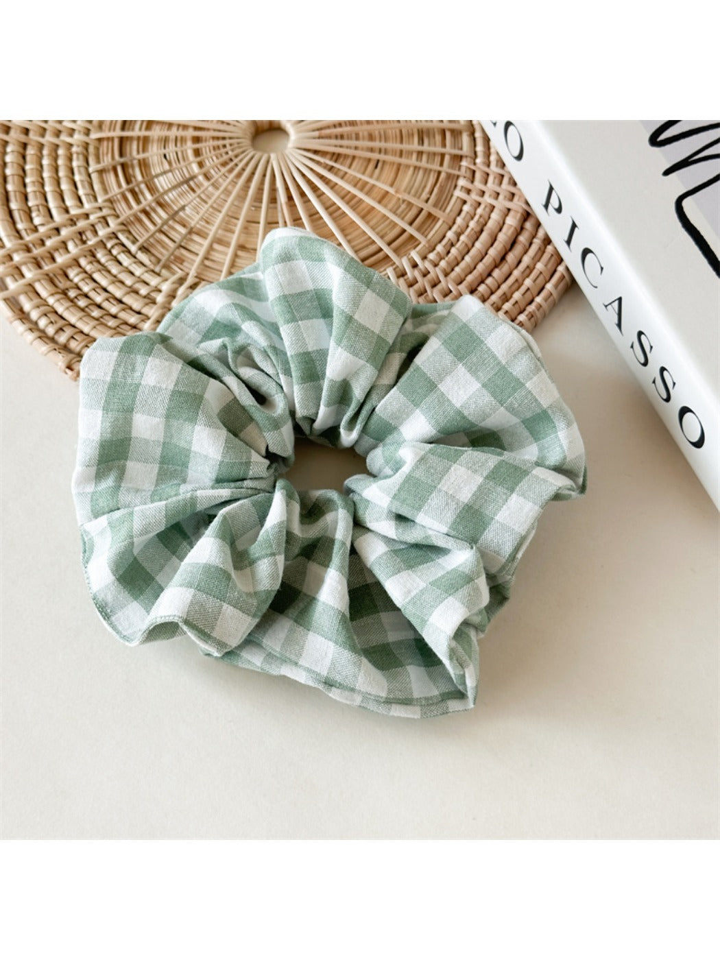 Gifty - Floral Checkered Hair Scrunchie
