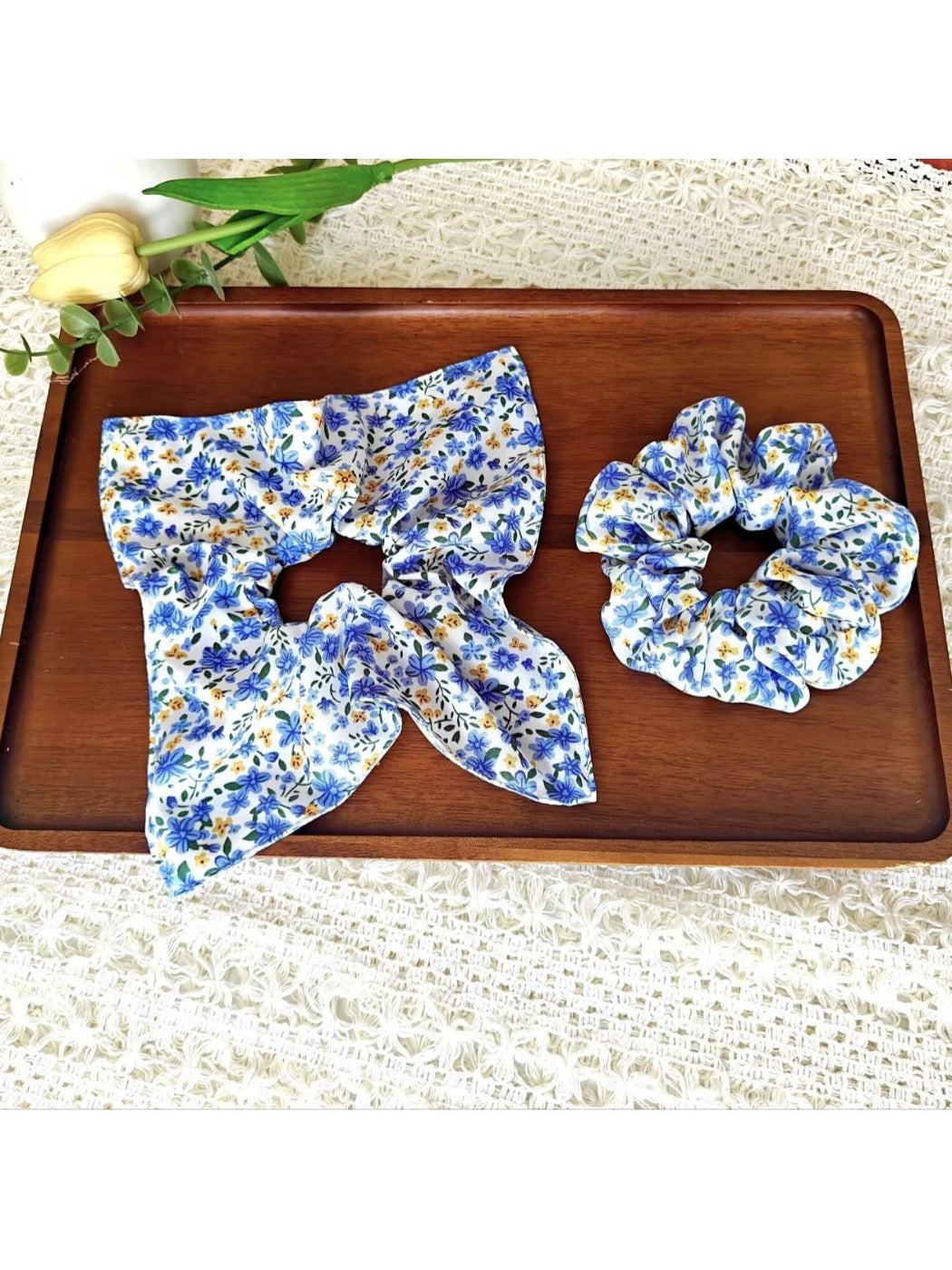 Gifty - Floral Print Polyester Fabric Scrunchie