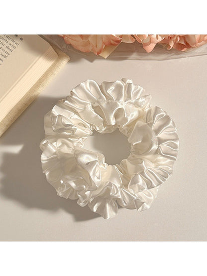 Gifty - Double Layered Hydrangea Hair Loop