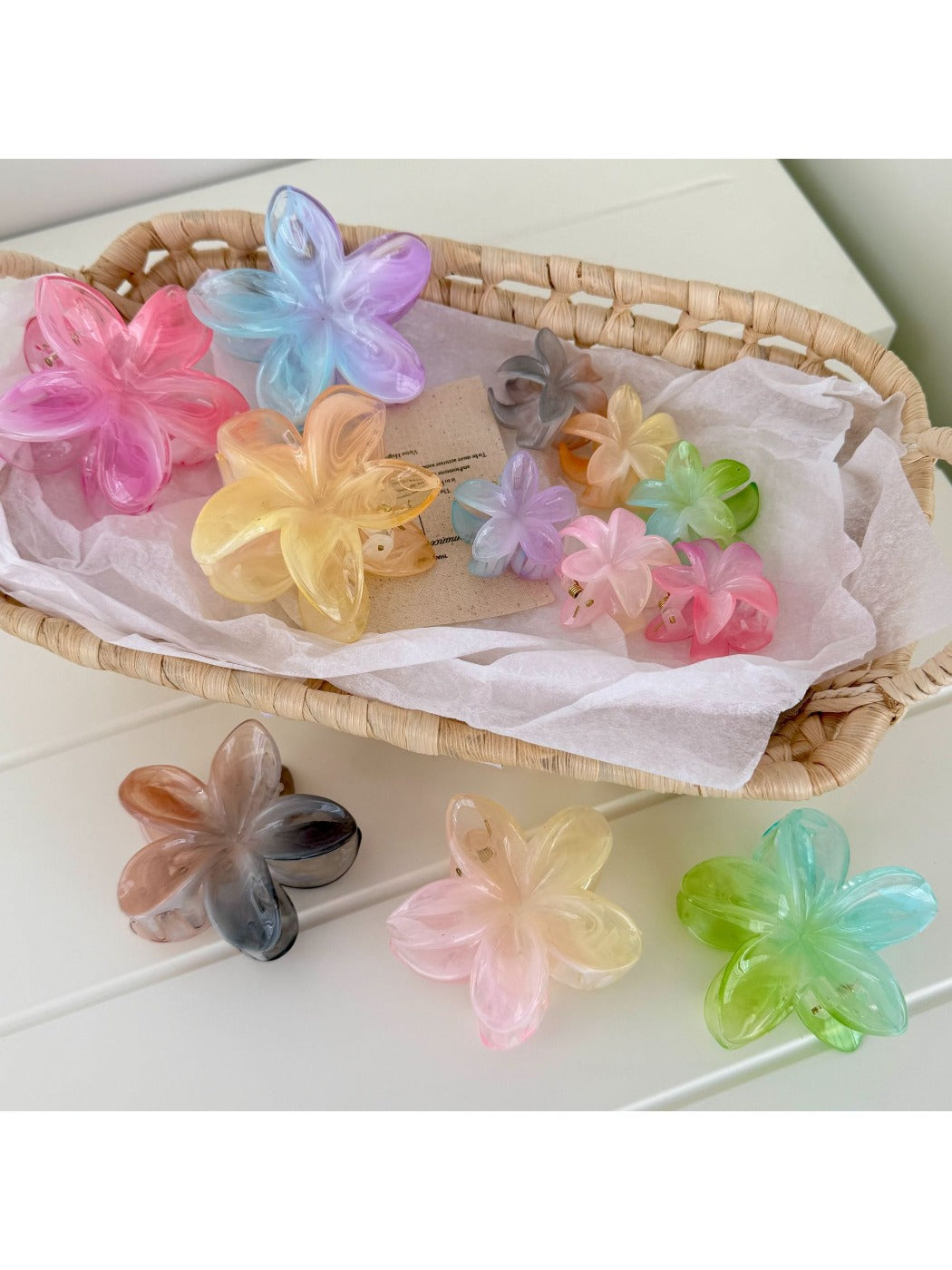 Beau - Gradient Plumeria Style Claw Hair Clip