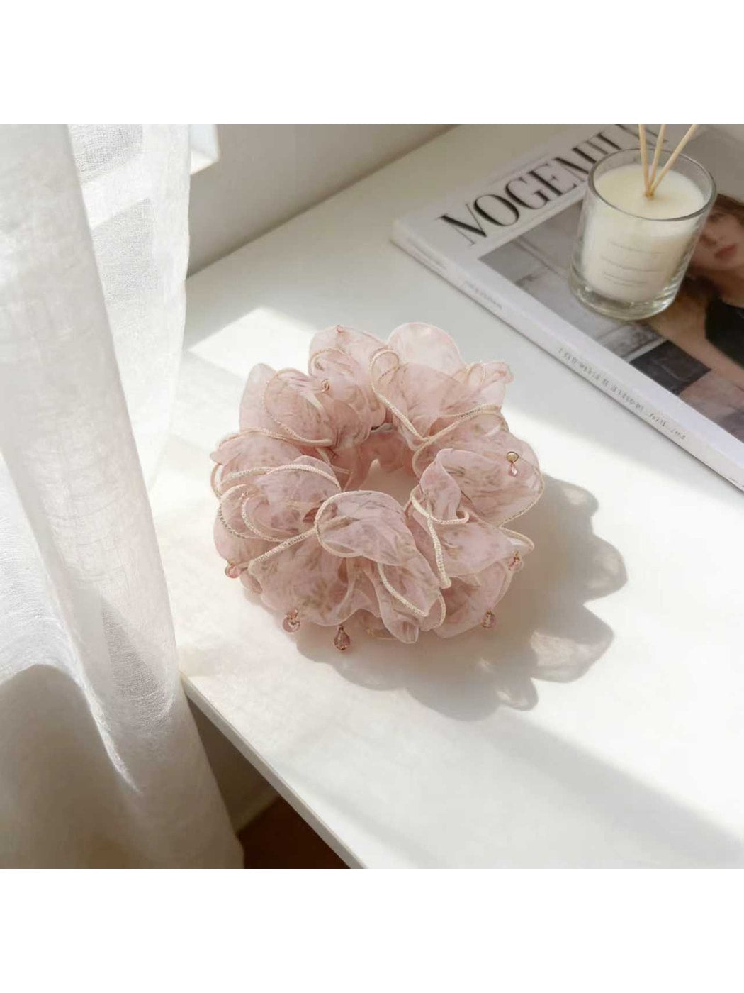 Gifty - Polyester Mesh Edge Floral Print Scrunchie