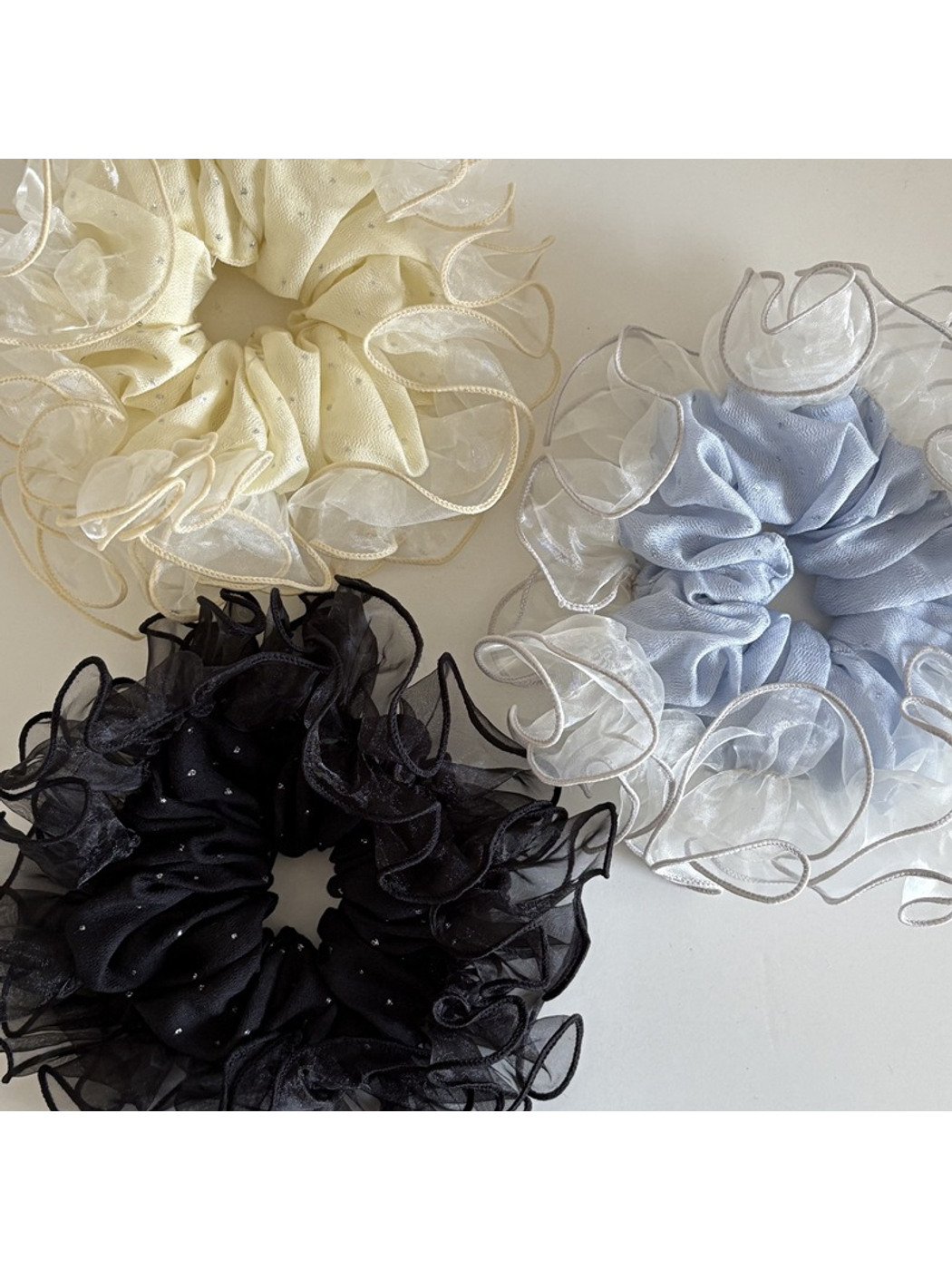 Gifty - Fresh Mesh Lace Trim Oversized Scrunchie