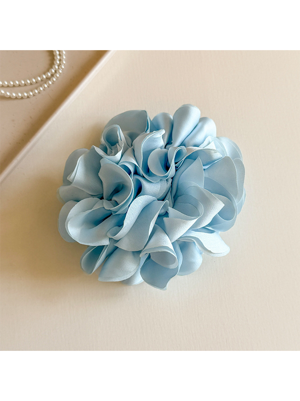 Gifty - Satin Flower Detail Polyester Scrunchie