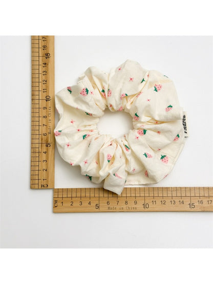 Gifty - Cute Strawberry Hair Scrunchie