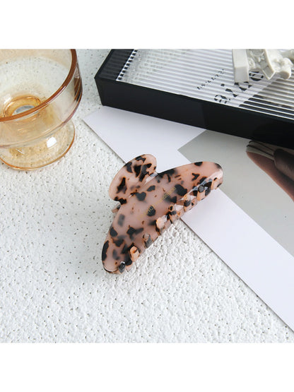 Beau - Minimalist Hair Claw Clip
