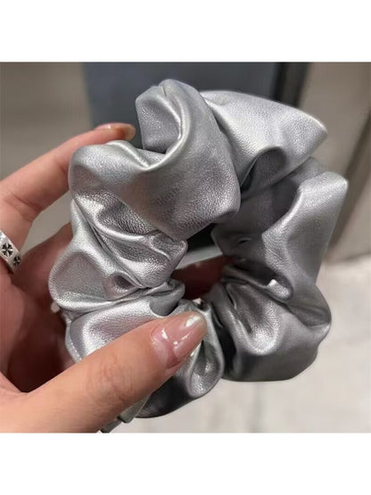 Gifty - Grey Simple Elegant Scrunchie
