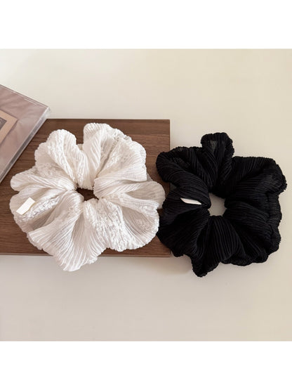 Gifty - Simple Textured Hair Scrunchie