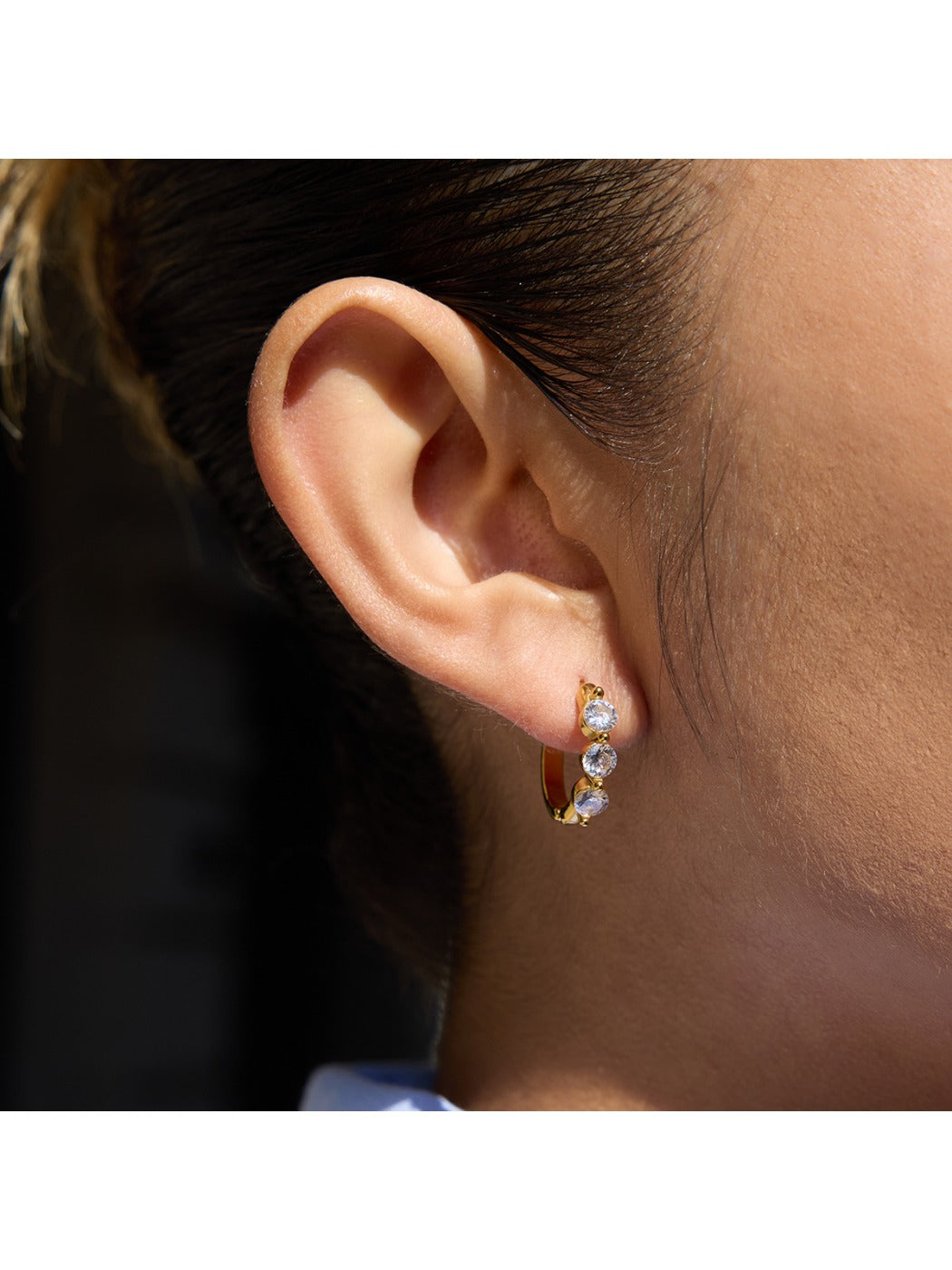 Earedge - Delicate Minimalist Hoop Earrings