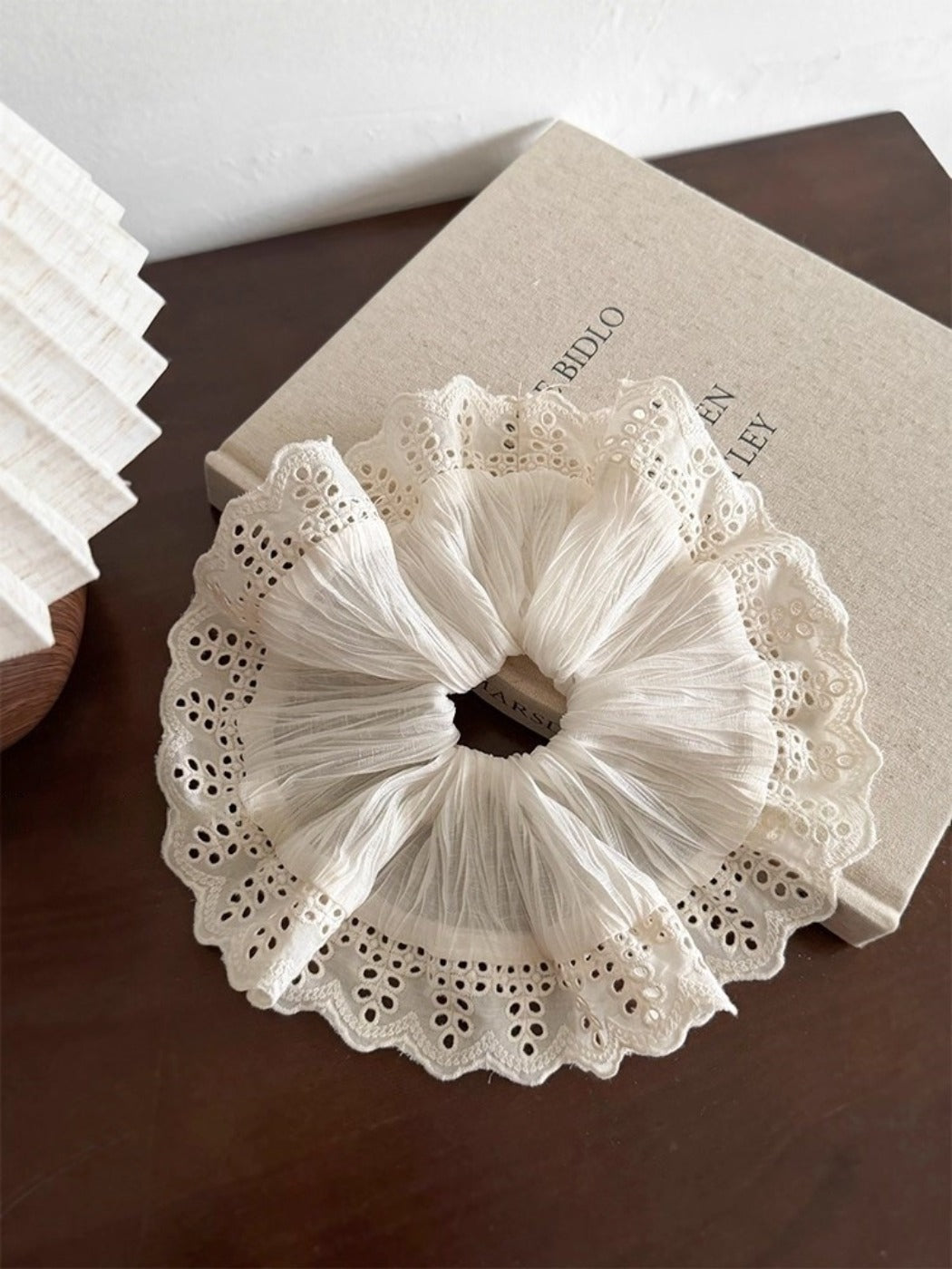 Gifty - Hollow Lace Lace Hair Circle