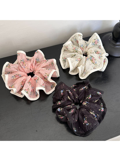 Gifty - Floral Scrunchie Hair Tie for Women
