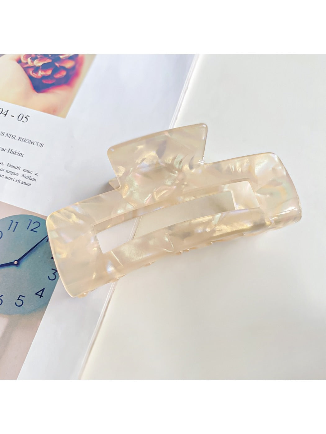 Beau - Minimalist Iridescent Hair Clip
