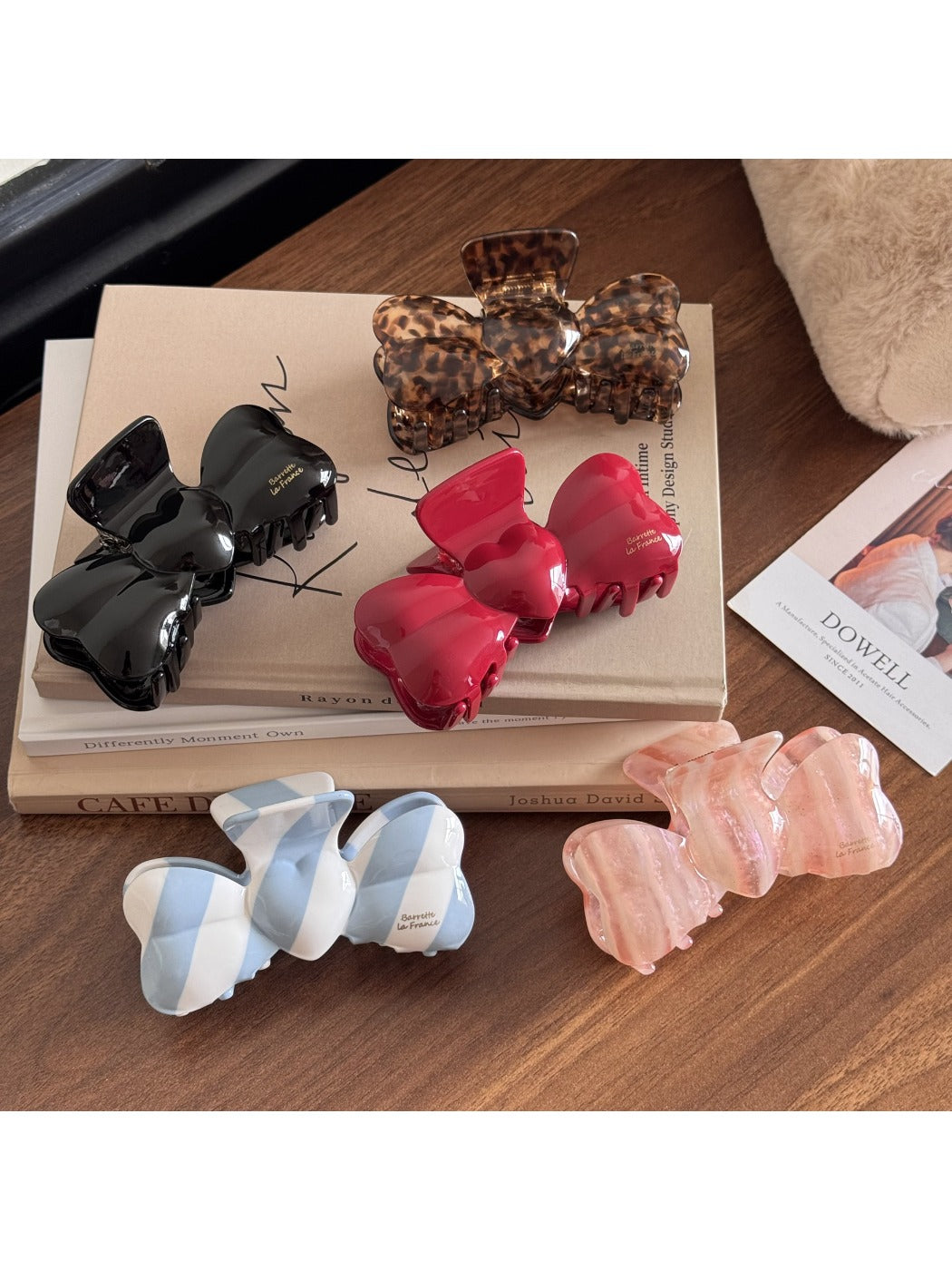 Beau - 3D Bow Acetate Hair Claw Clip Vintage