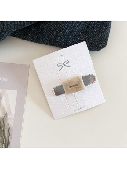 Beau - Minimalist Chic Square Hair Clip