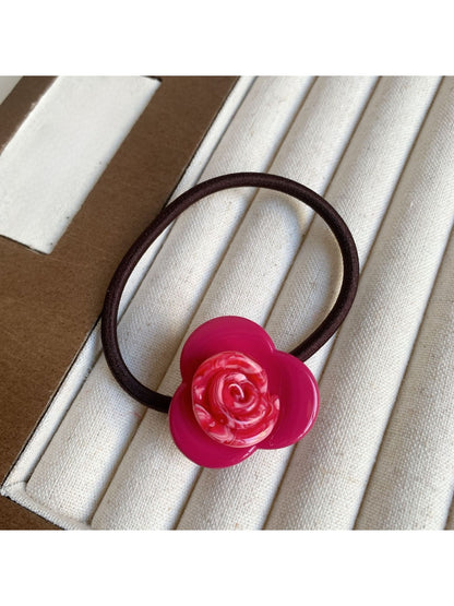Gifty - Minimalist Floral Hair Tie