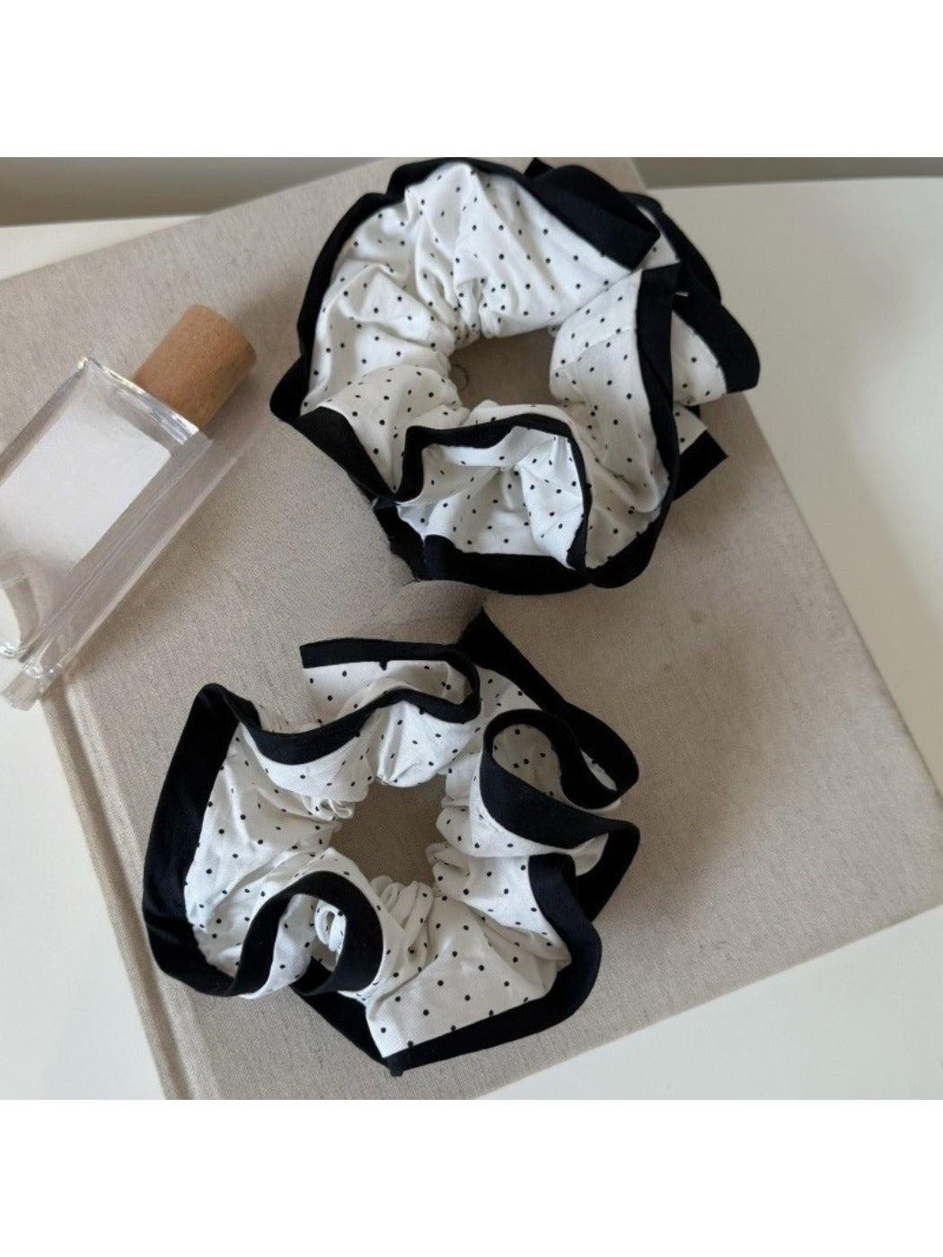 Gifty - Ruched Polka Dot Scrunchie