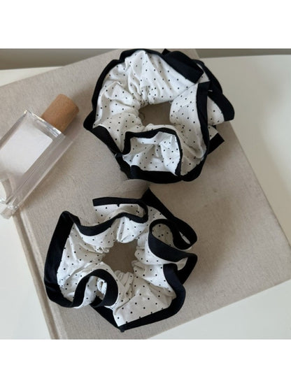 Gifty - Ruched Polka Dot Scrunchie