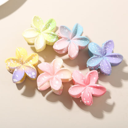 Beau - Gradient Petal Flower Hair Claw Clip