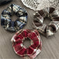 Gifty - Beautiful Checked Scrunchie