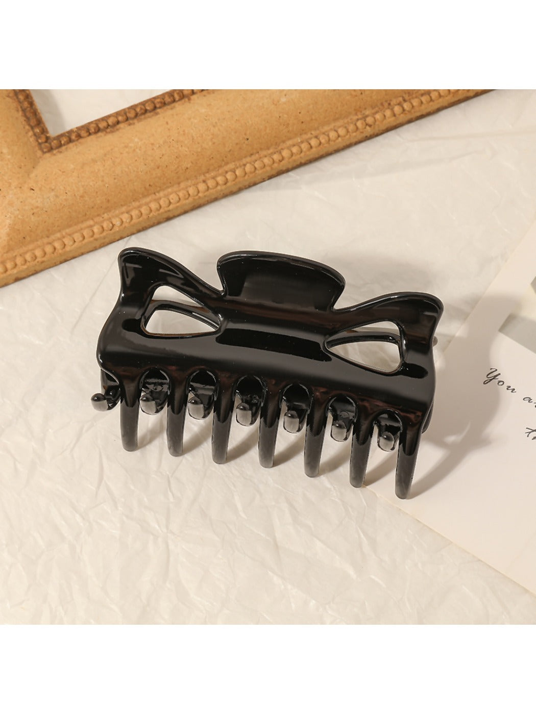 Beau - French Style Tortoiseshell Texture Claw Clip