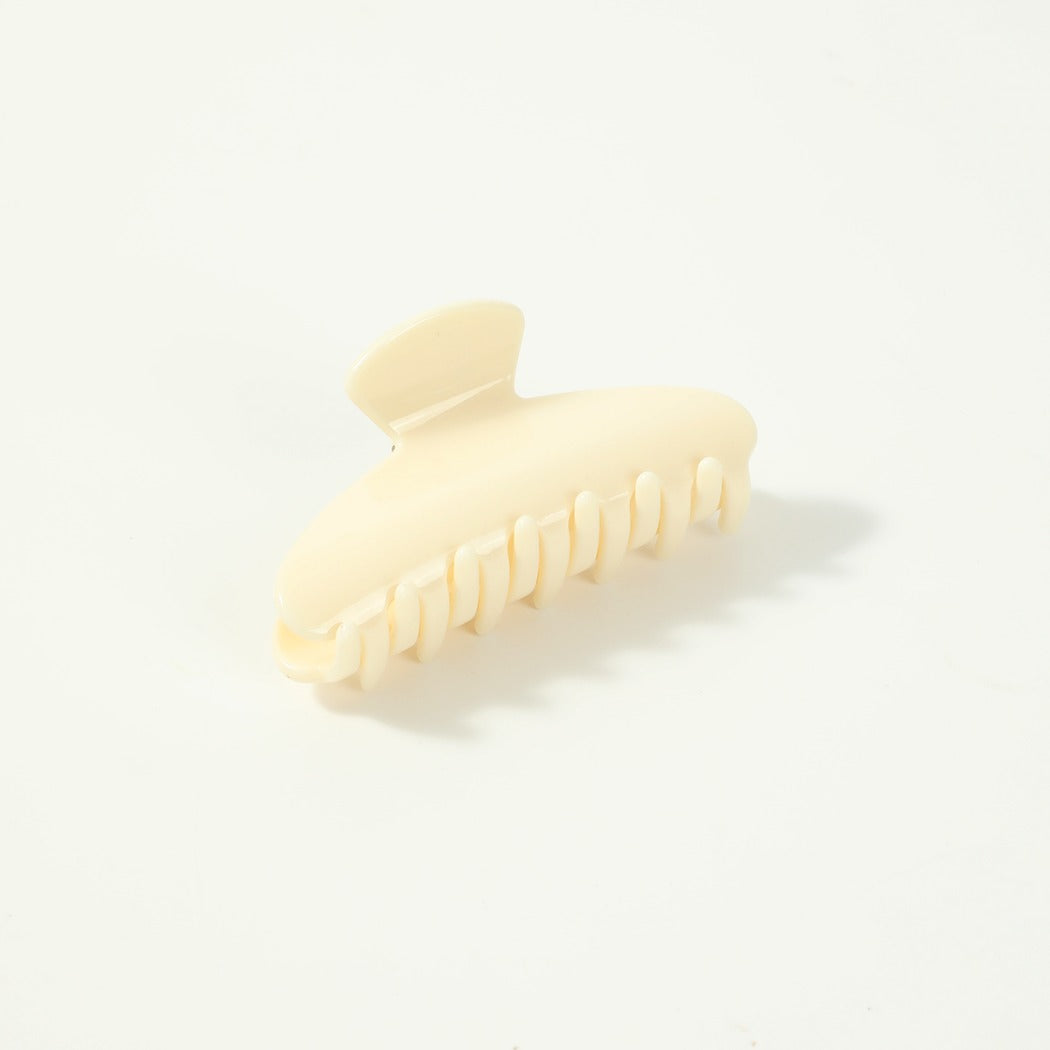 Beau - Solid Color Square Tip Claw Clip