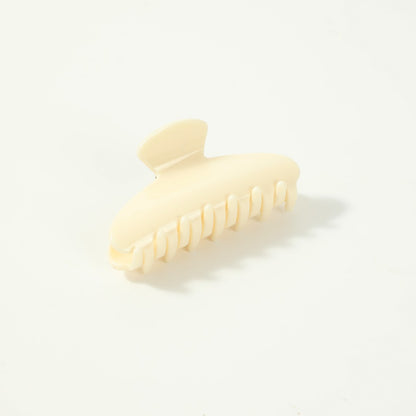 Beau - Solid Color Square Tip Claw Clip
