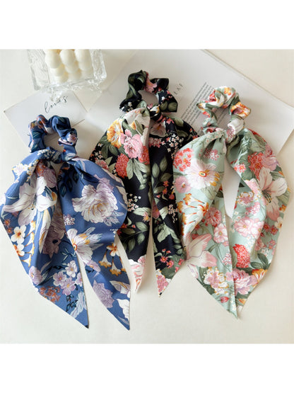 Gifty - Satin Printed Triangle Scrunchie