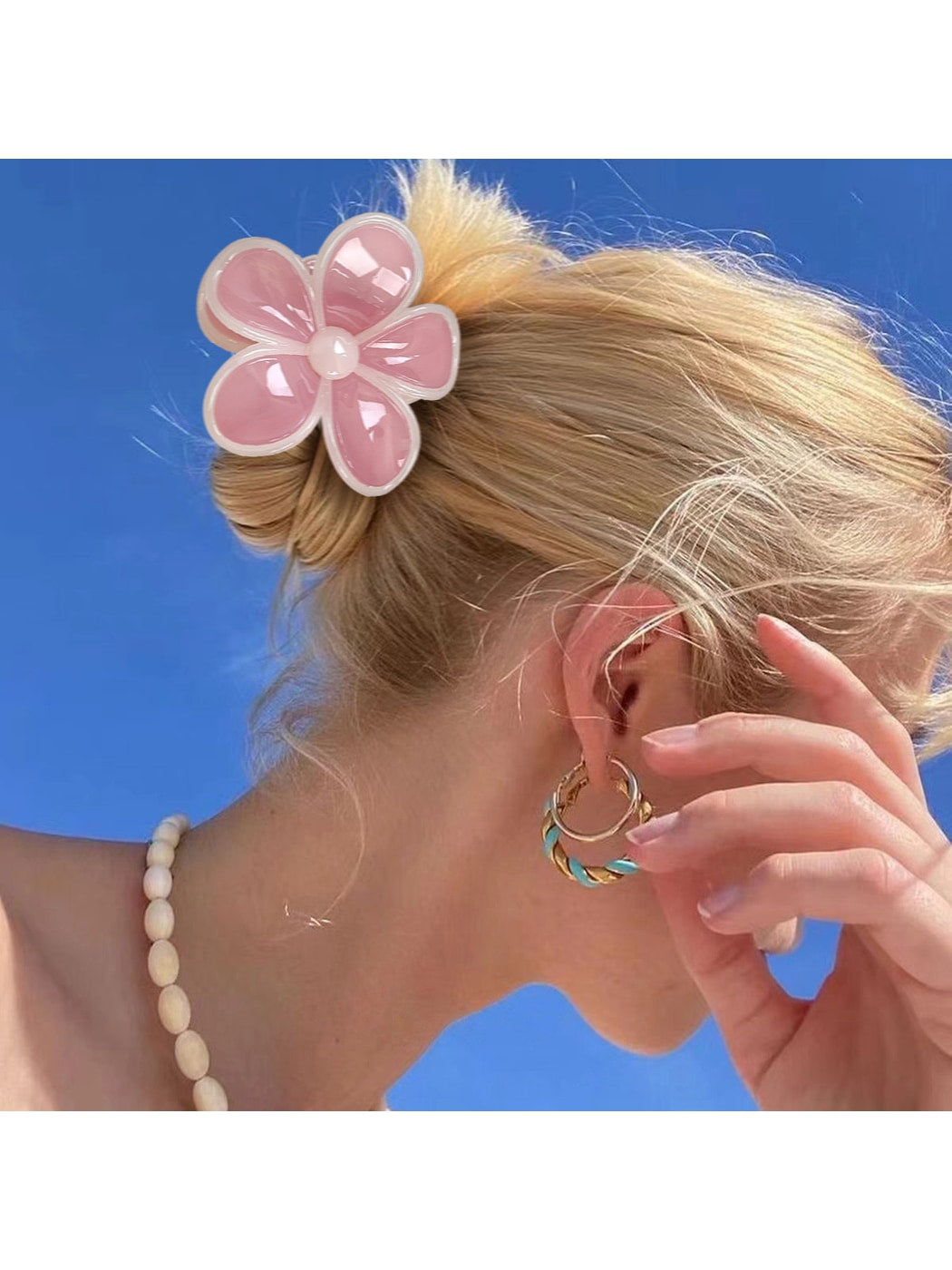 Beau - Fresh Style Floral Plastic Hair Claw Clip