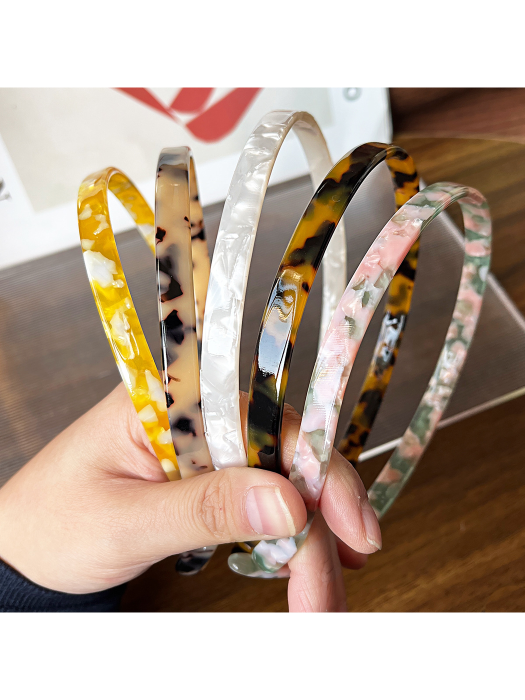Gifty - Fashion Acetate Geometric Ring Accent Headband
