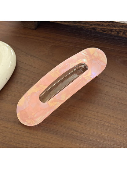 Beau - Marbled Heart Cutout Acrylic Hair Clip