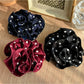 Gifty - Retro Polka Dot Scrunchie