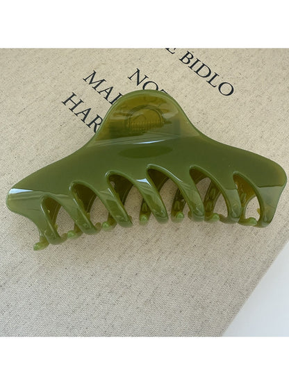 Beau - Minimalist Keel Shaped Hair Claw Clip