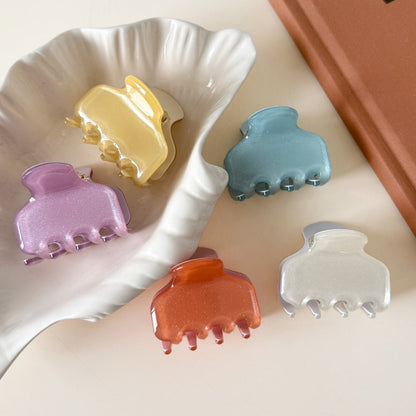 Beau - Glitter Finish Geometric Acrylic Claw Clip